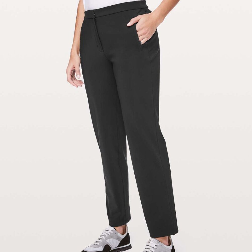 lululemon On The Move *Lightweight - Black